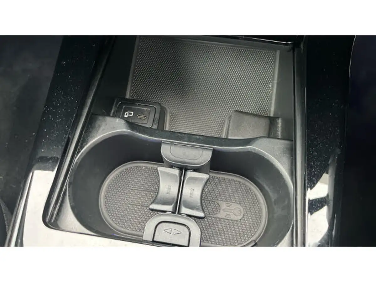 2022-mercedes-benz-cla-13-cla-200-amg-line-premium-shooting-brake-5d-big-22
