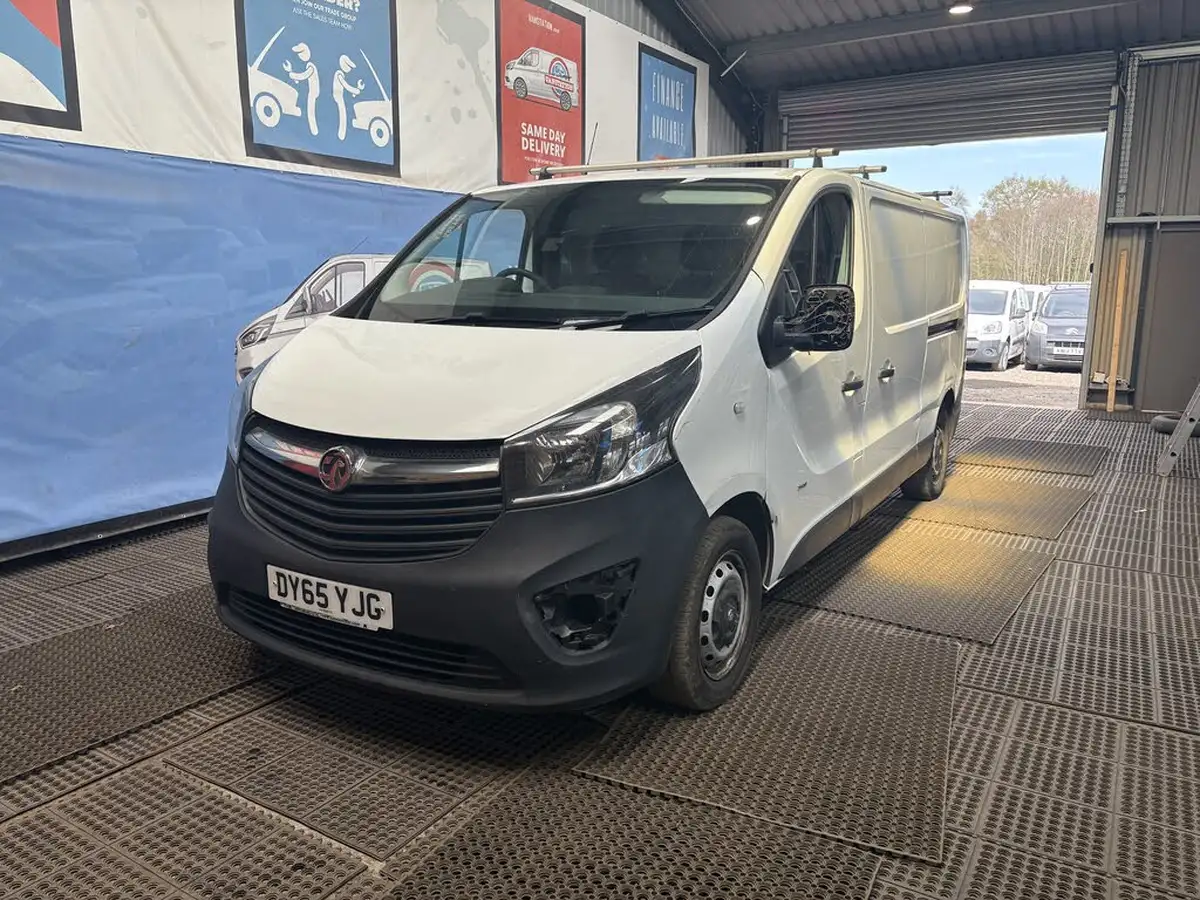 2015-vauxhall-vivaro-16cdti-2900-l2h1-115ps-refrigerated-van-big-15