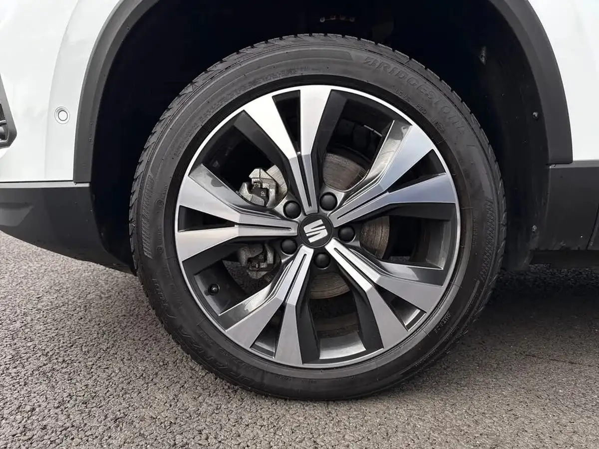 2024-seat-ateca-15-ecotsi-se-technology-dsg-big-22