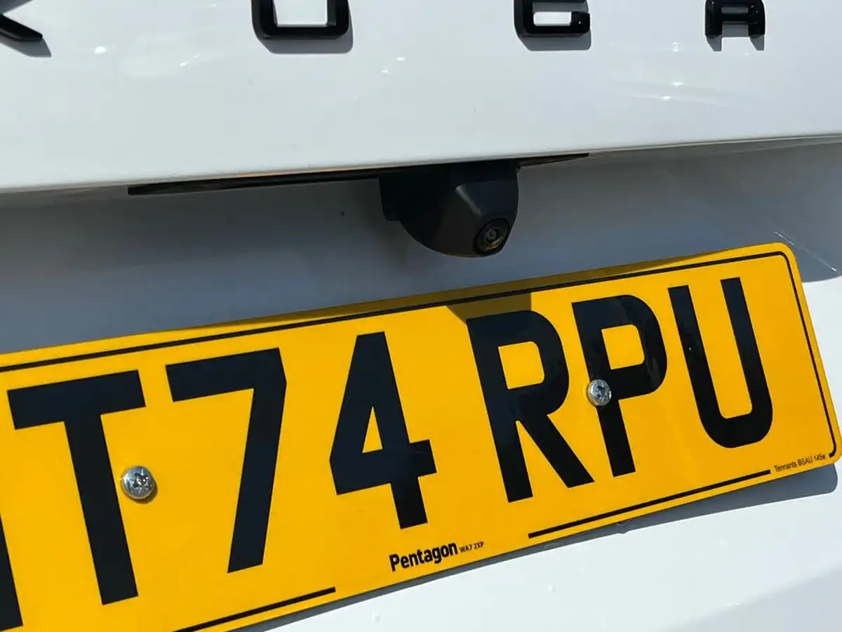 2024-ford-kuga-25t-st-line-243ps-phev-big-34
