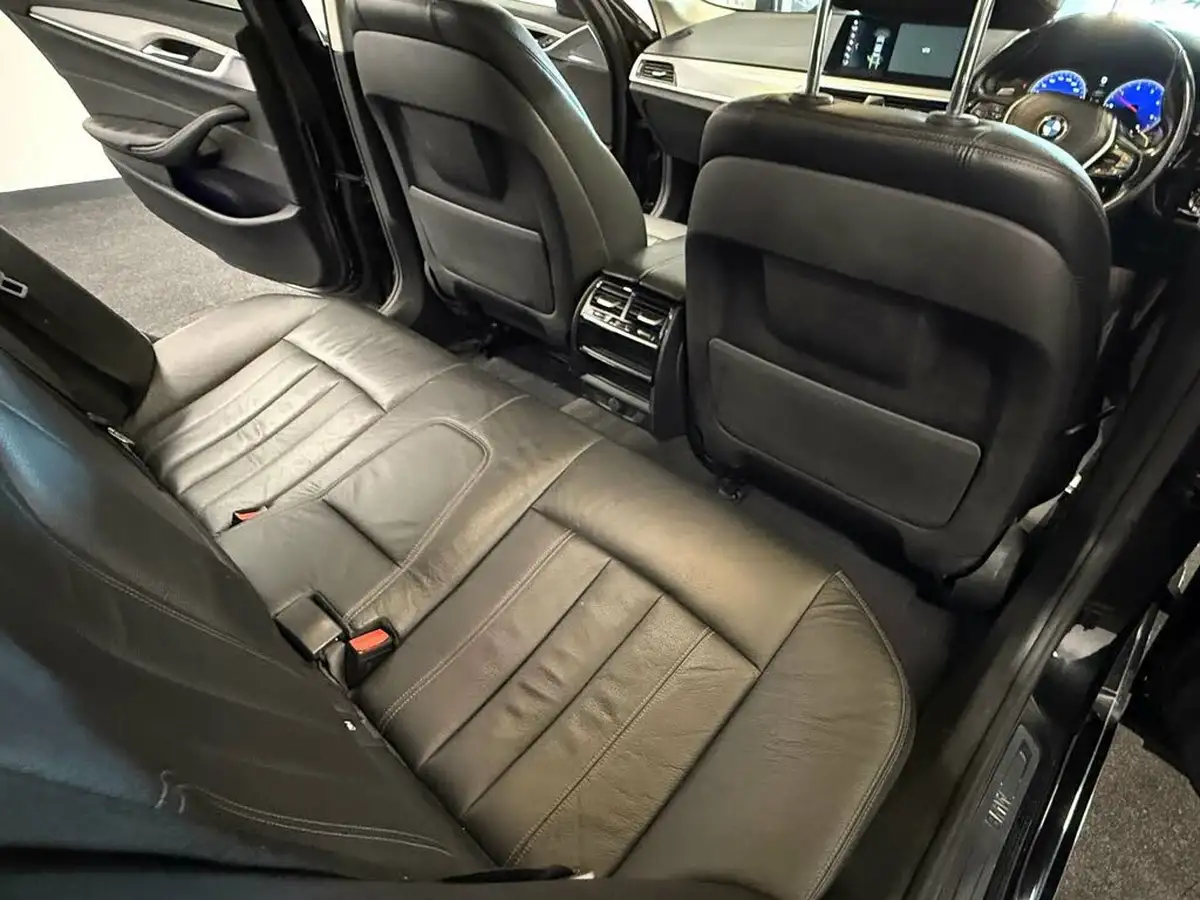 2017-bmw-5-series-20-530i-se-saloon-4d-big-46
