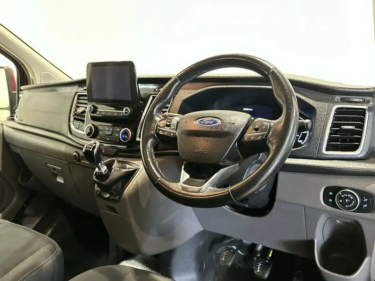 2020-ford-transit-custom-20tdci-300-l1h1-limited-130pseu6dt-panel-van-big-26