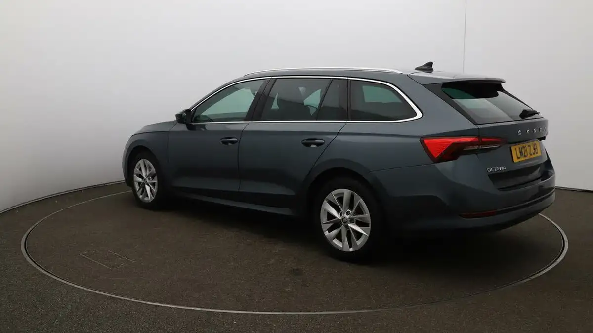 2021-skoda-octavia-15-tsi-se-l-estate-big-54