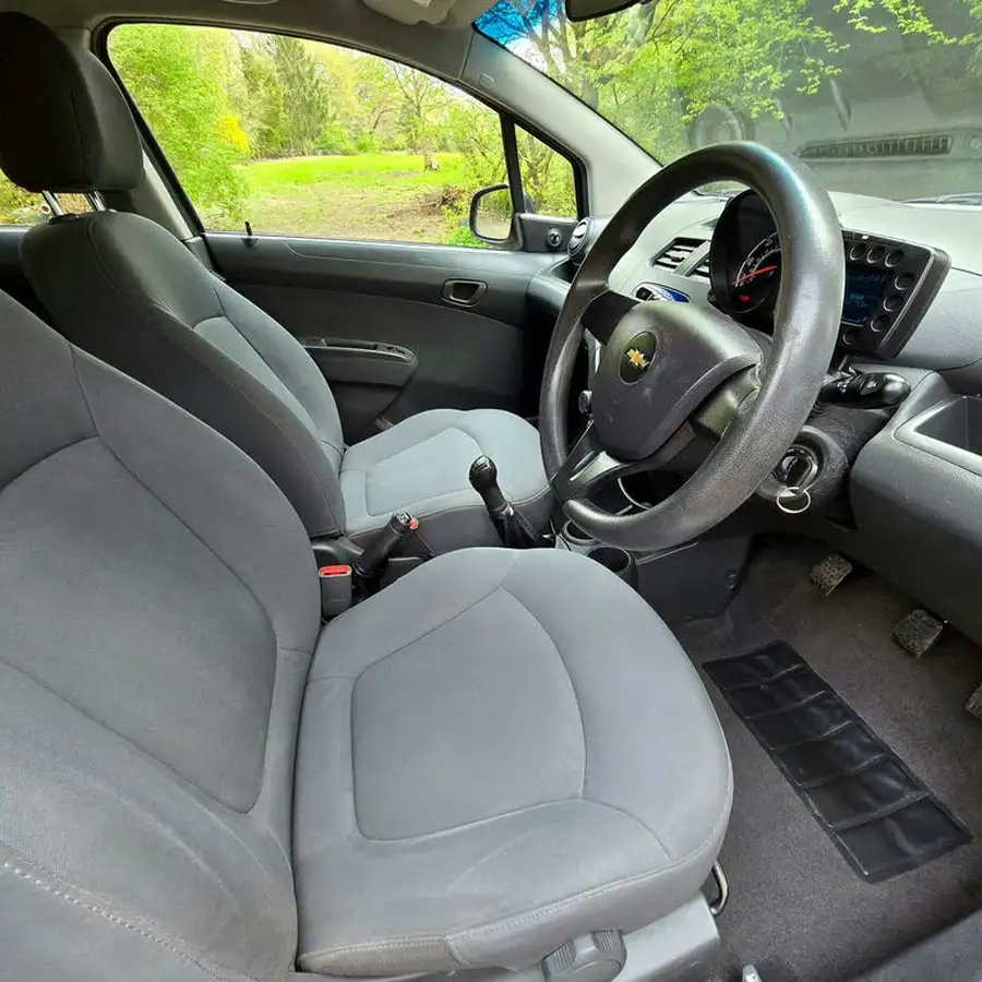 2012-chevrolet-spark-10-big-15