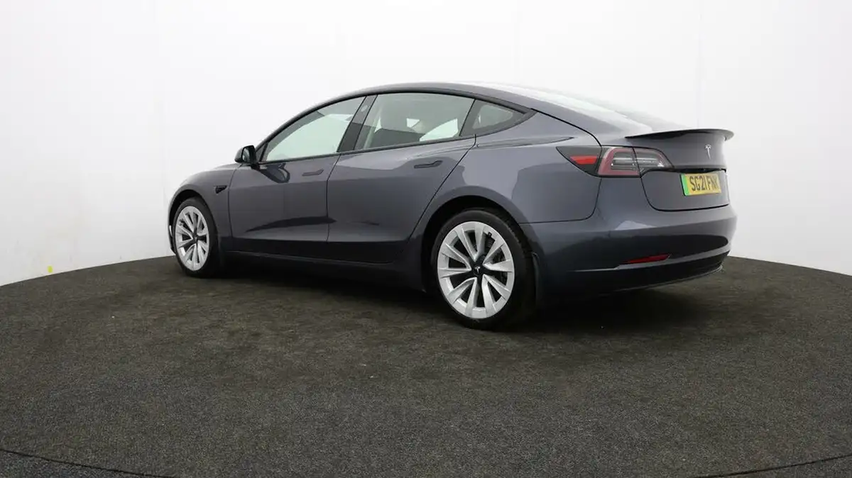 2021-tesla-model-3-e-long-range-4x4-big-67