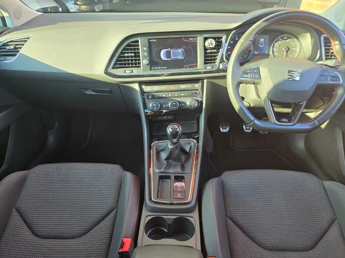 2019-seat-leon-15-tsi-evo-fr-black-edition-150ps-hatchback-big-58