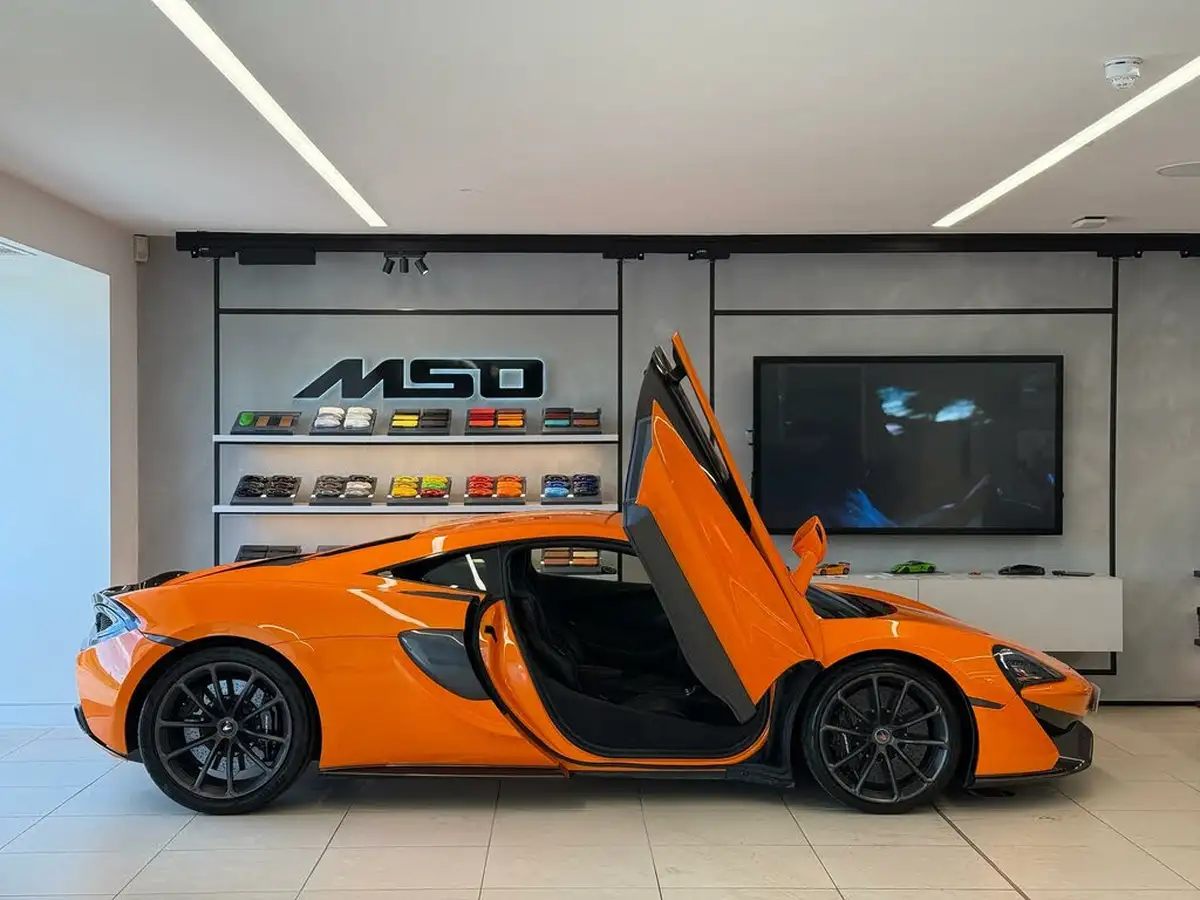 2019-mclaren-570s-38-coupe-big-31