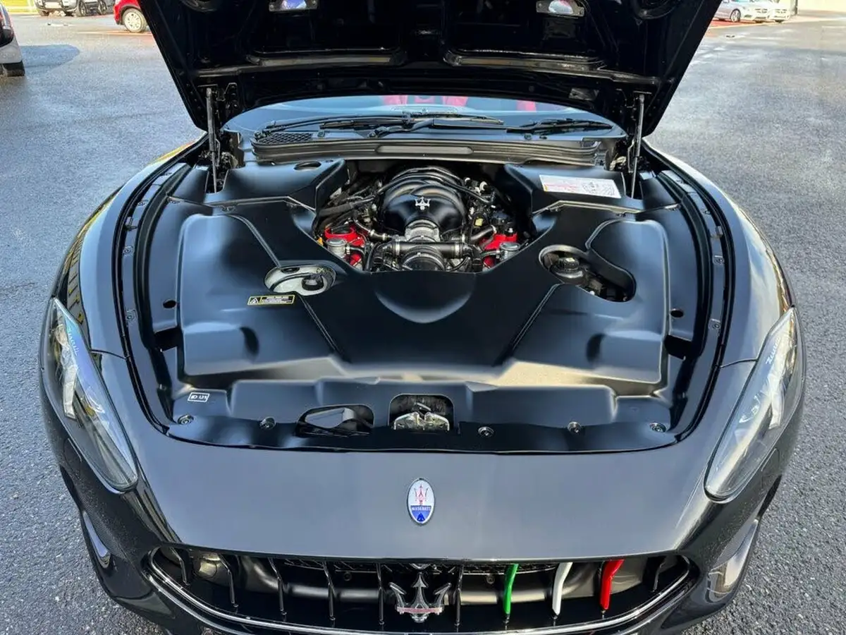 2020-maserati-grancabrio-47-mc-big-27