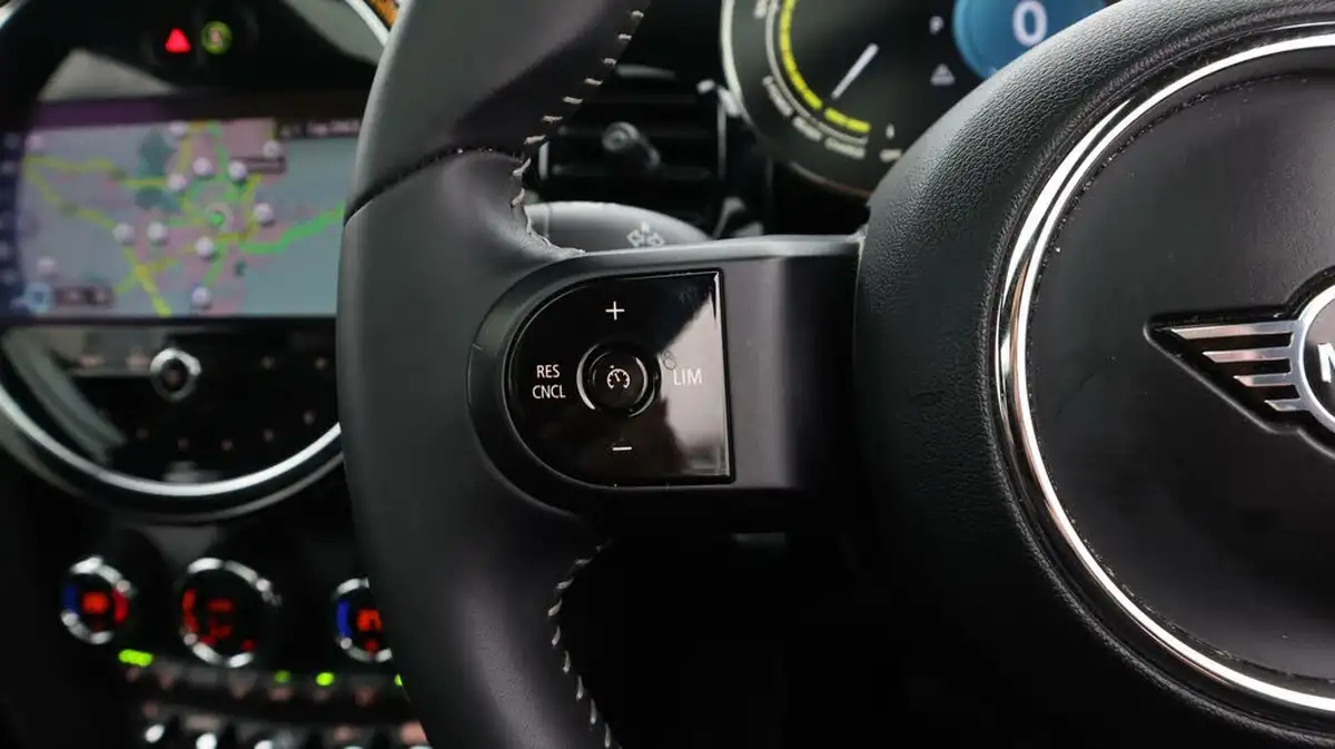 2022-mini-cooper-e-cooper-s-3-big-28