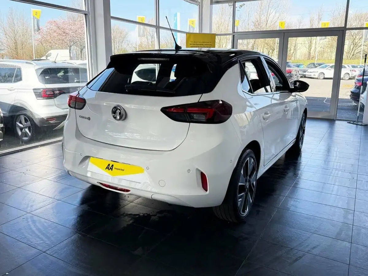 2022-vauxhall-corsa-e-elite-premium-big-8
