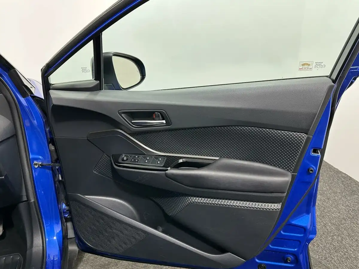 2018-toyota-c-hr-18-vvt-i-dynamic-big-26