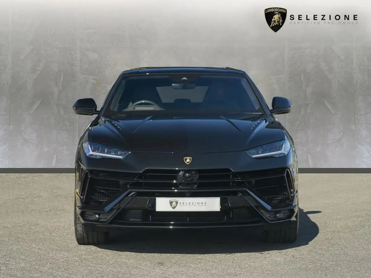 2024-lamborghini-urus-40-no-trim-big-4