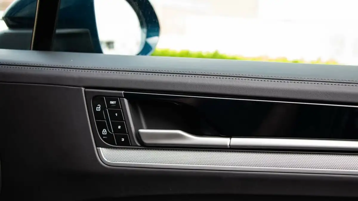 2024-porsche-cayenne-30-v6-353ps-station-wagon-big-43
