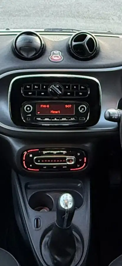 2016-smart-forfour-10-passion-71bhp-ss-big-33