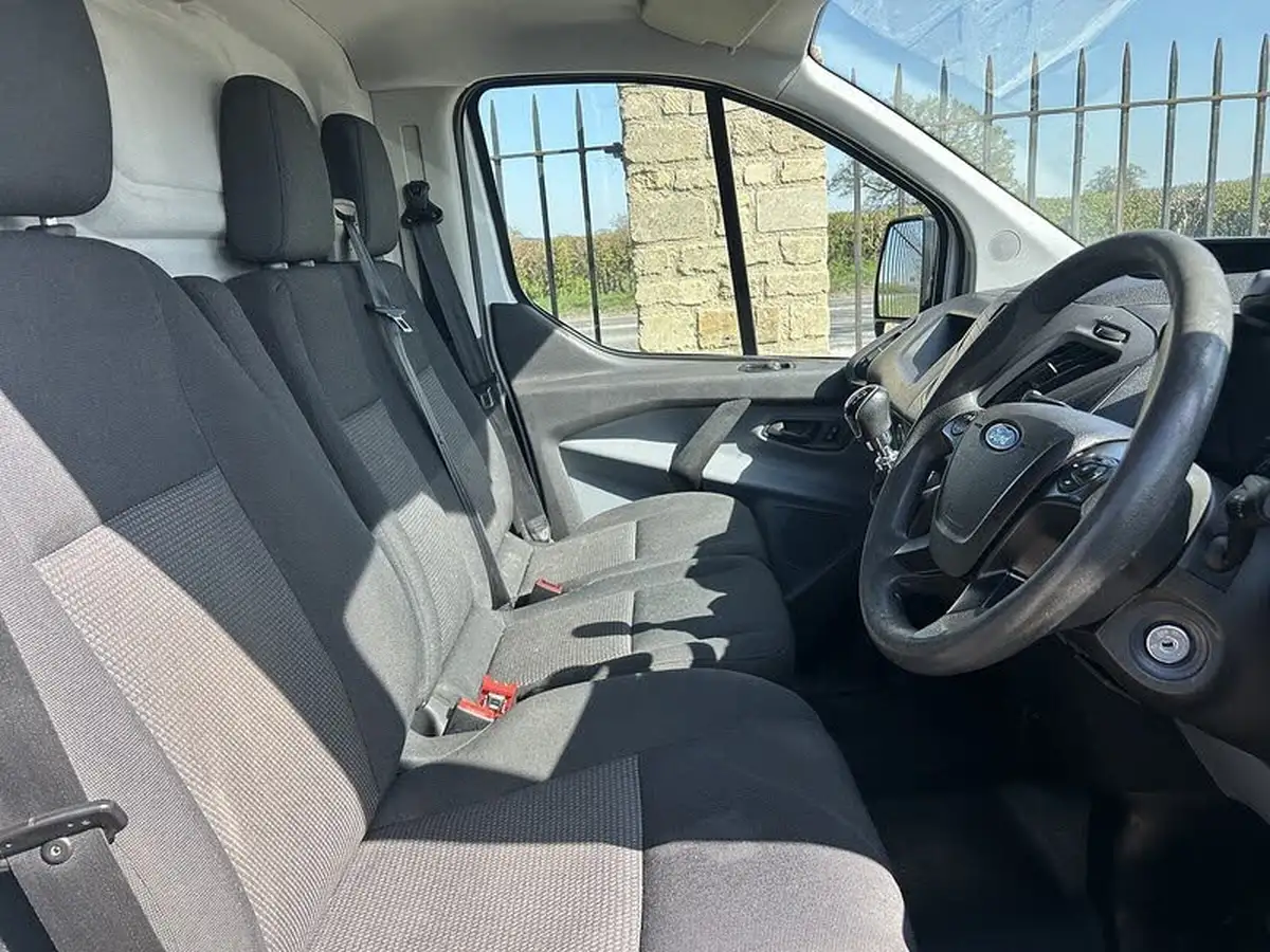 2016-ford-transit-custom-22tdci-290-l1h2-100ps-econetic-panel-van-big-19