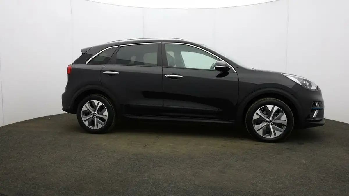 2021-kia-e-niro-ev-3-big-42