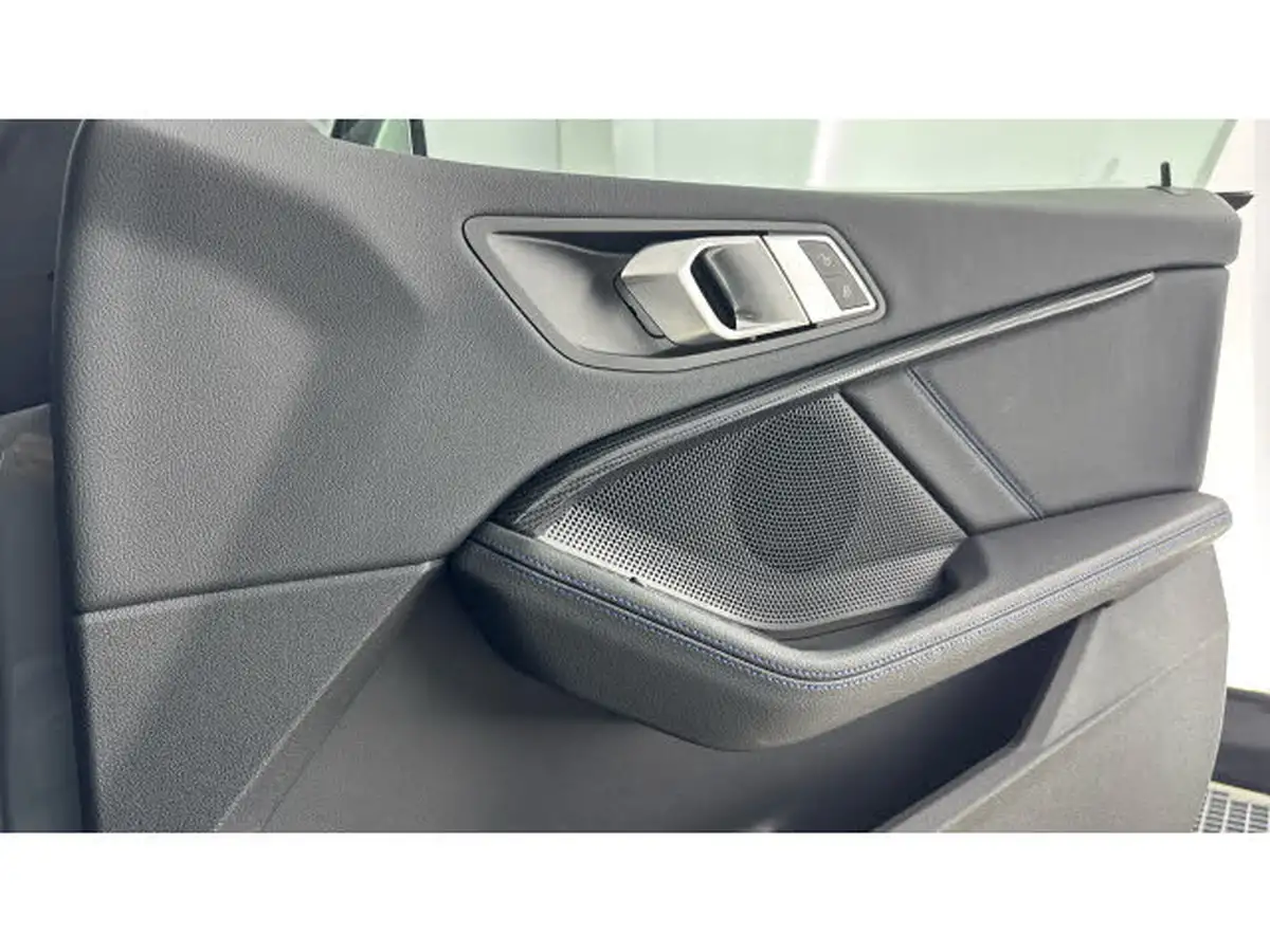 2023-bmw-2-series-15-218i-sport-dct-big-29