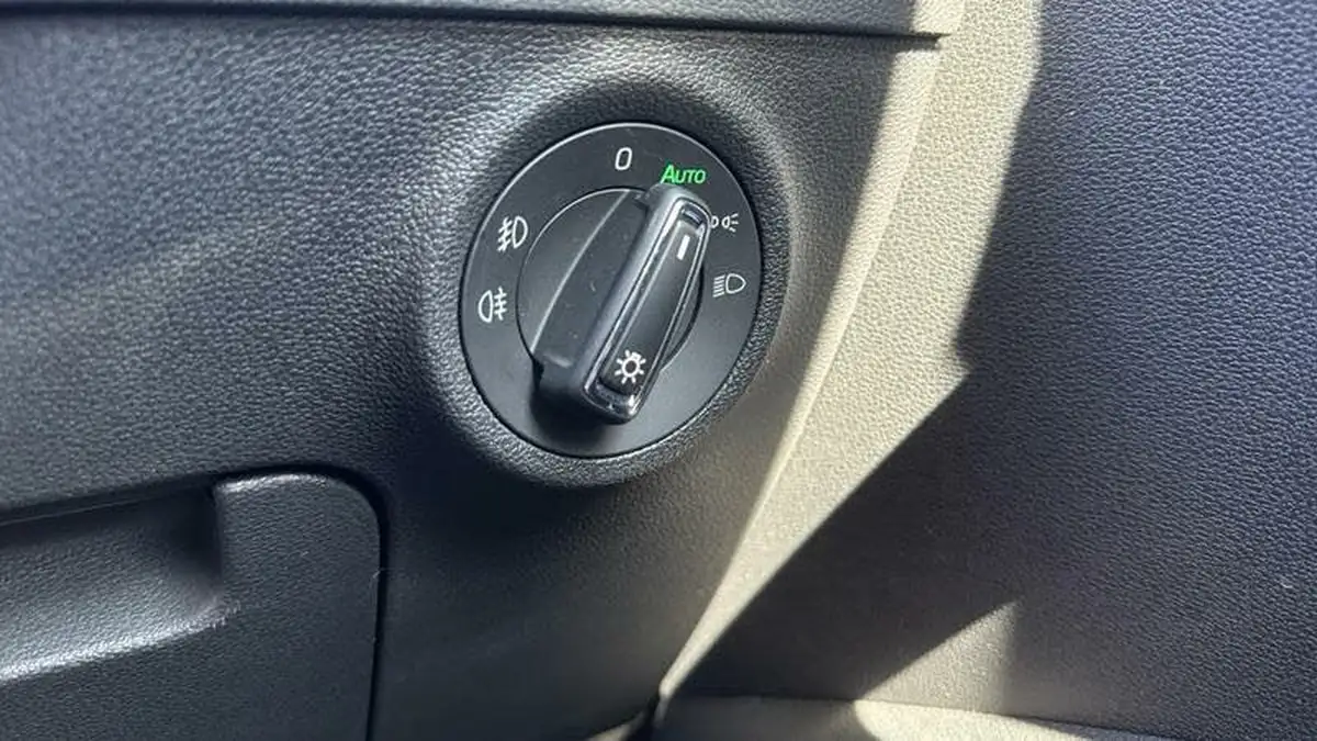2024-skoda-karoq-15-tsi-se-l-dsg-big-23