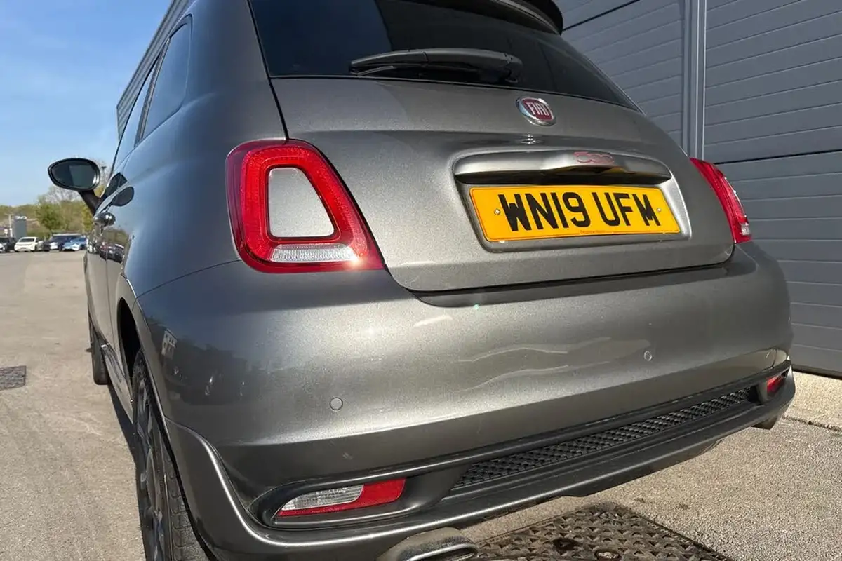 2019-fiat-500-12-s-big-7