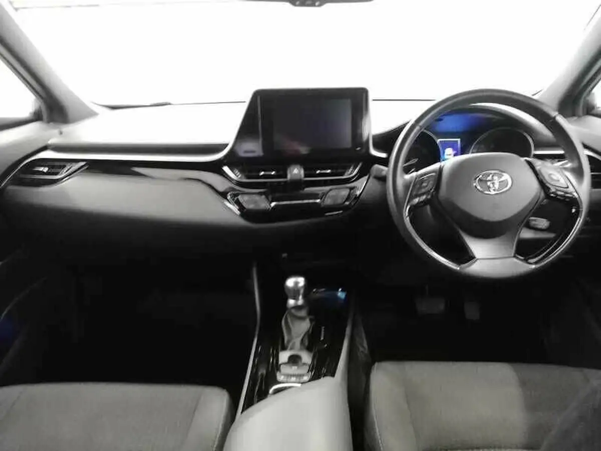 2019-toyota-c-hr-18-vvt-i-dynamic-big-15