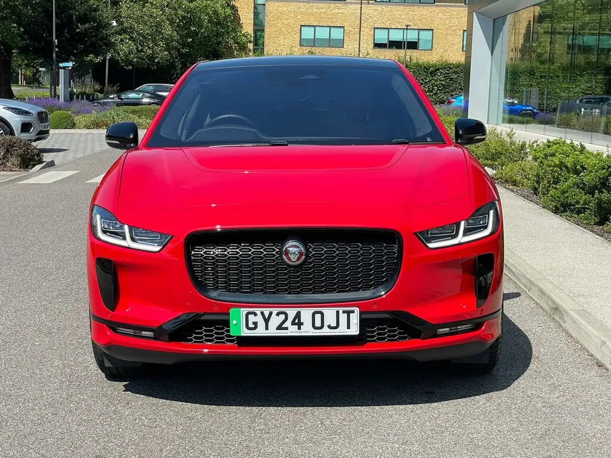2023-jaguar-i-pace-ev400-hse-black-big-7