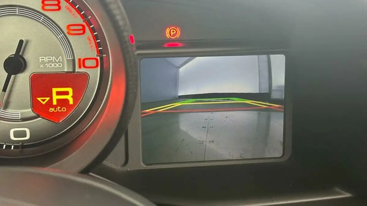 2017-ferrari-488-39-488-spider-big-34