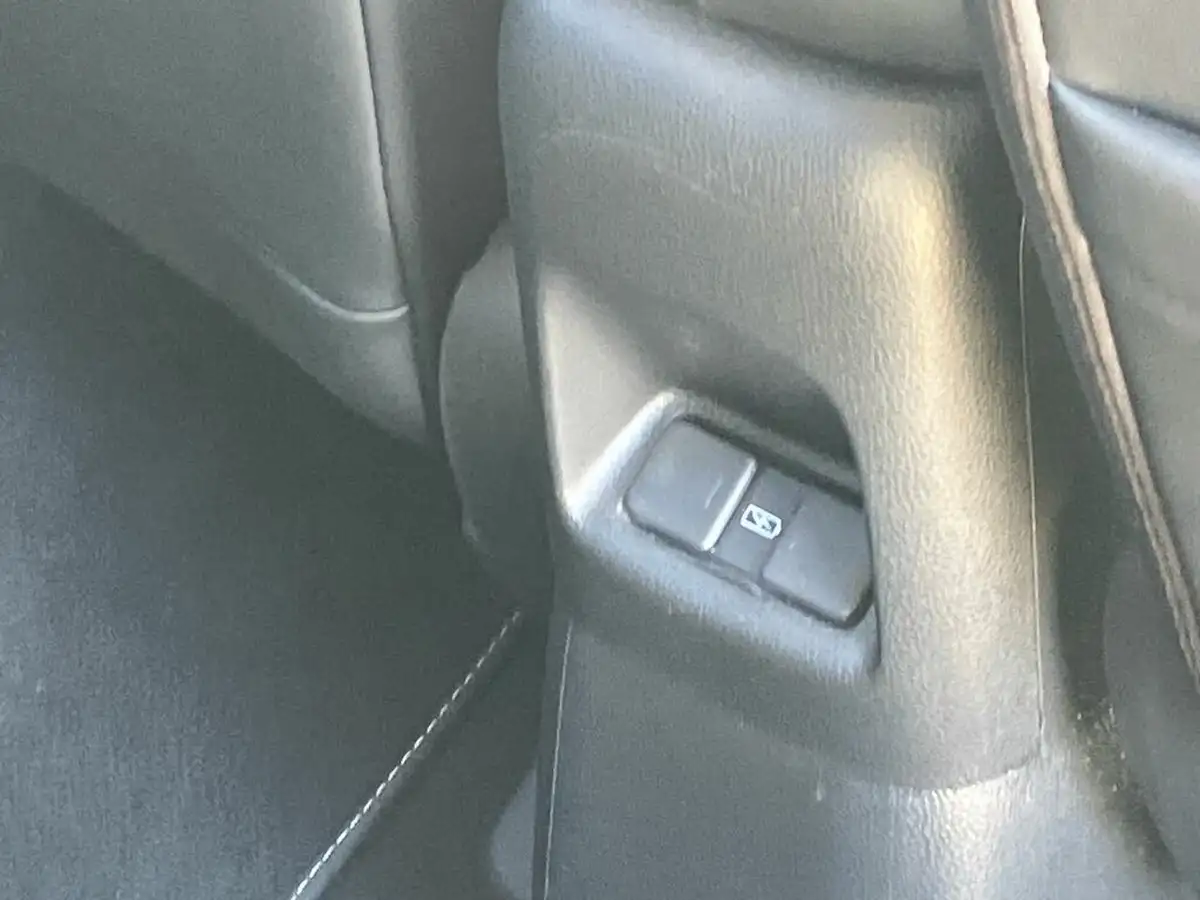 2021-honda-jazz-15-i-mmd-ex-107ps-big-38