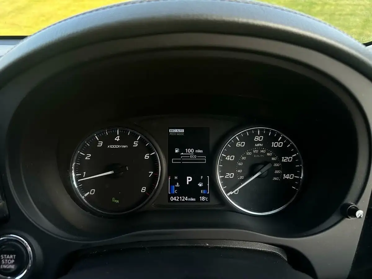2019-mitsubishi-outlander-20-exceed-big-28