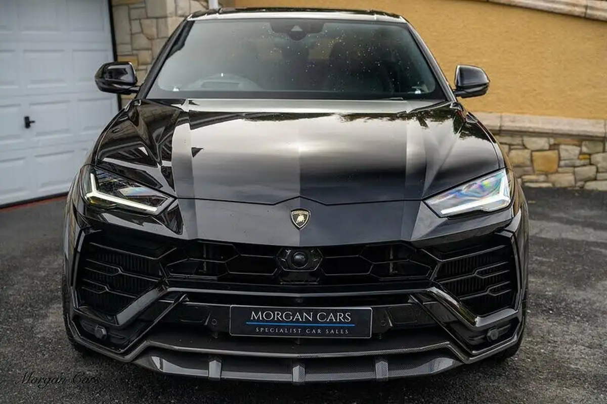 2020-lamborghini-urus-40-no-trim-big-26