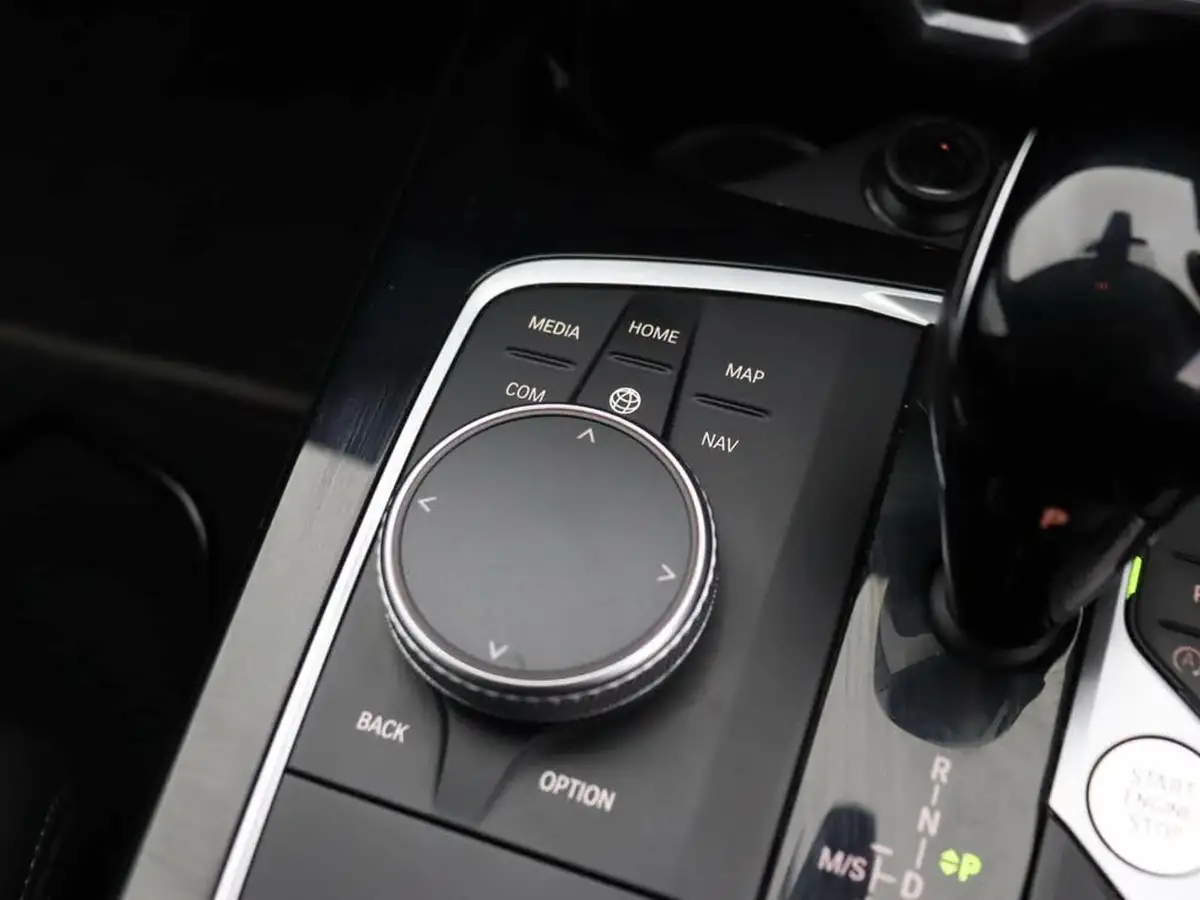 2022-bmw-1-series-15td-116d-sport-dct-big-20