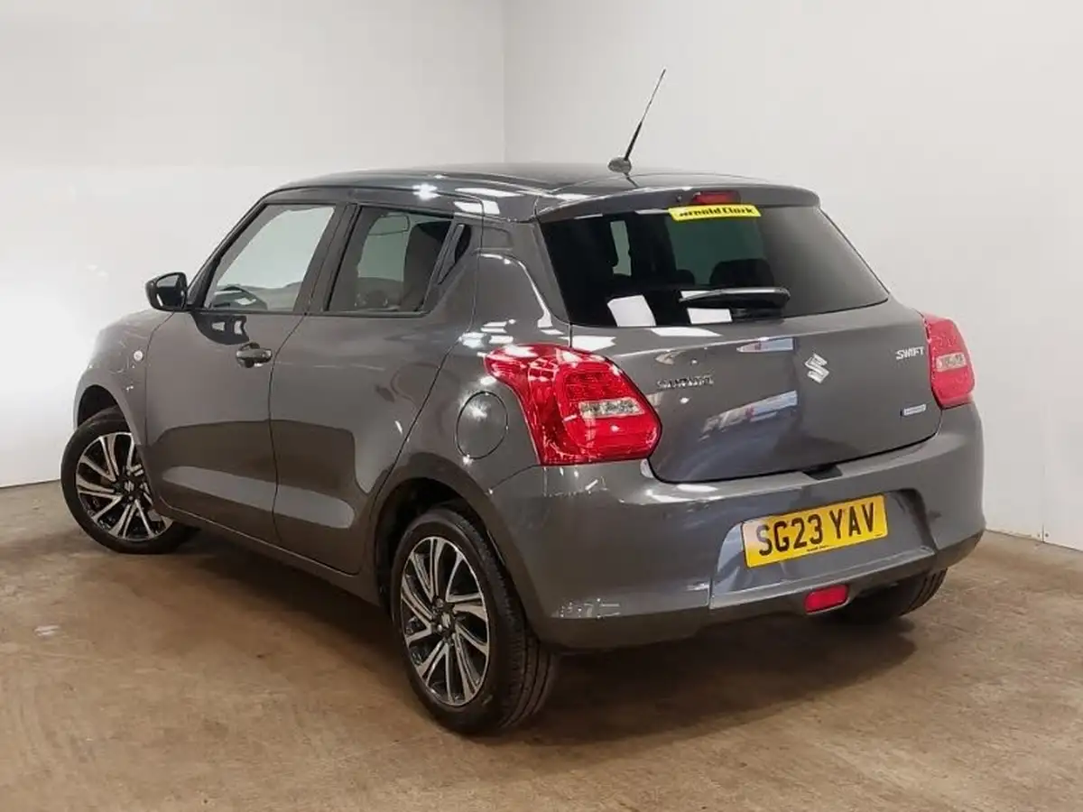 2023-suzuki-swift-12-dualjet-sz-l-big-1