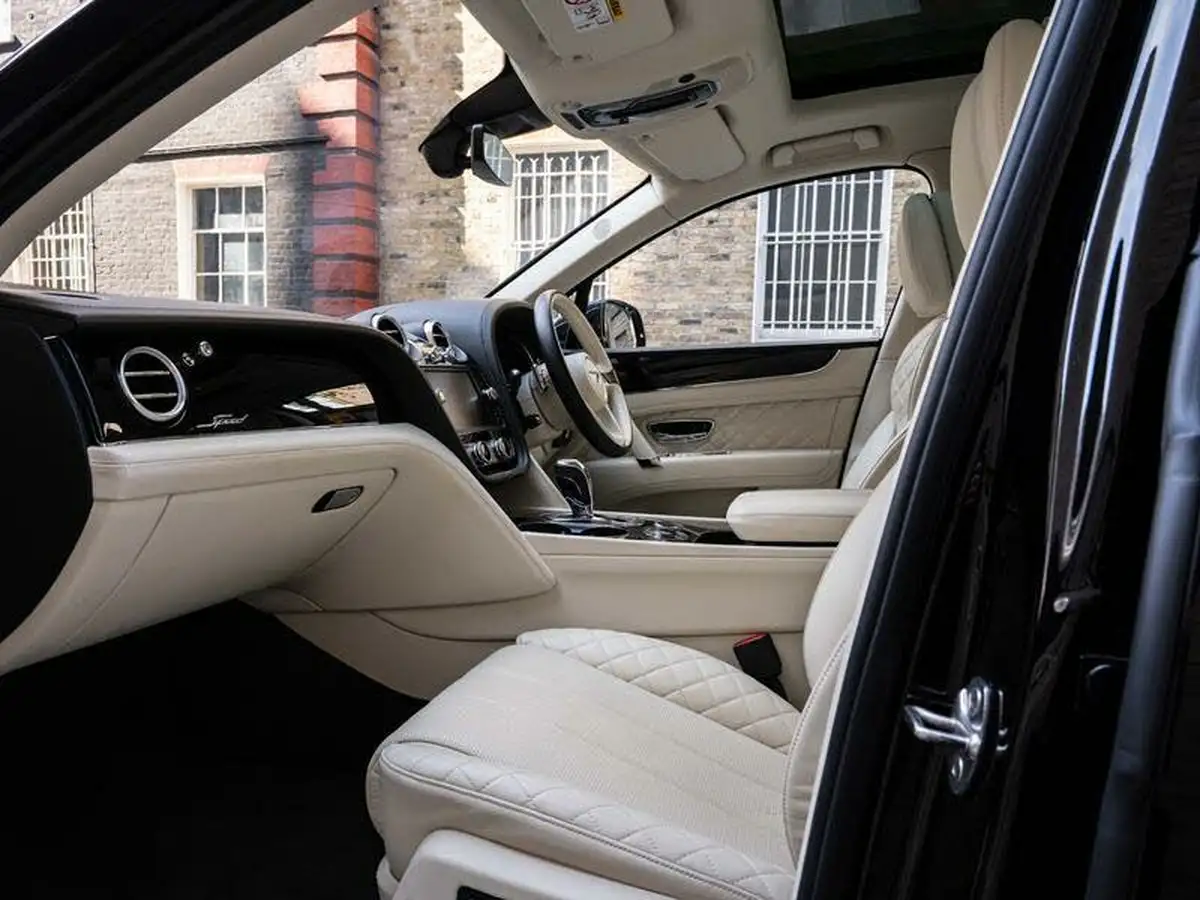 2019-bentley-bentayga-60-w12-speed-big-1