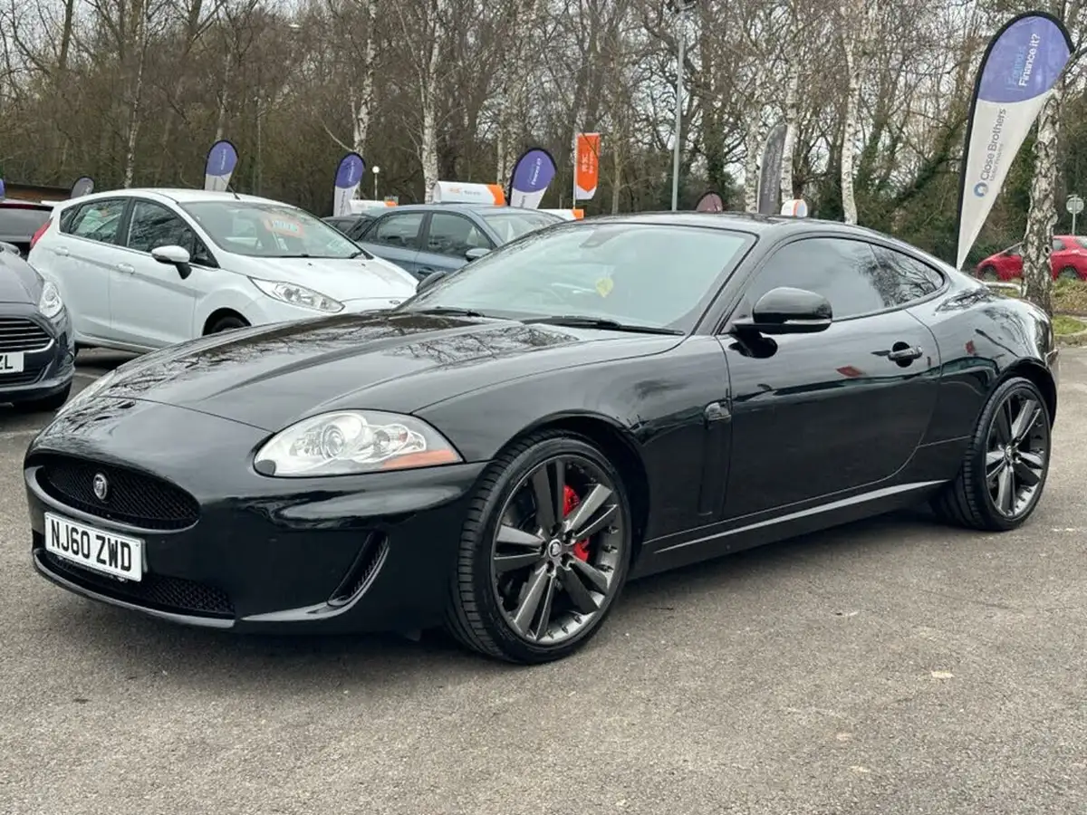 2010-jaguar-xk-50-portfolio-coupe-big-34