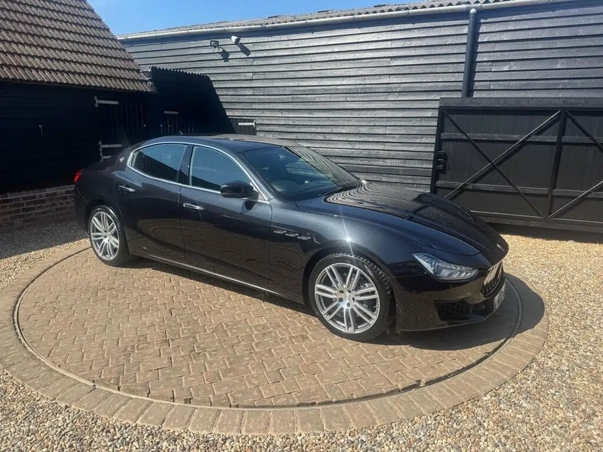 2018-maserati-ghibli-30td-big-31