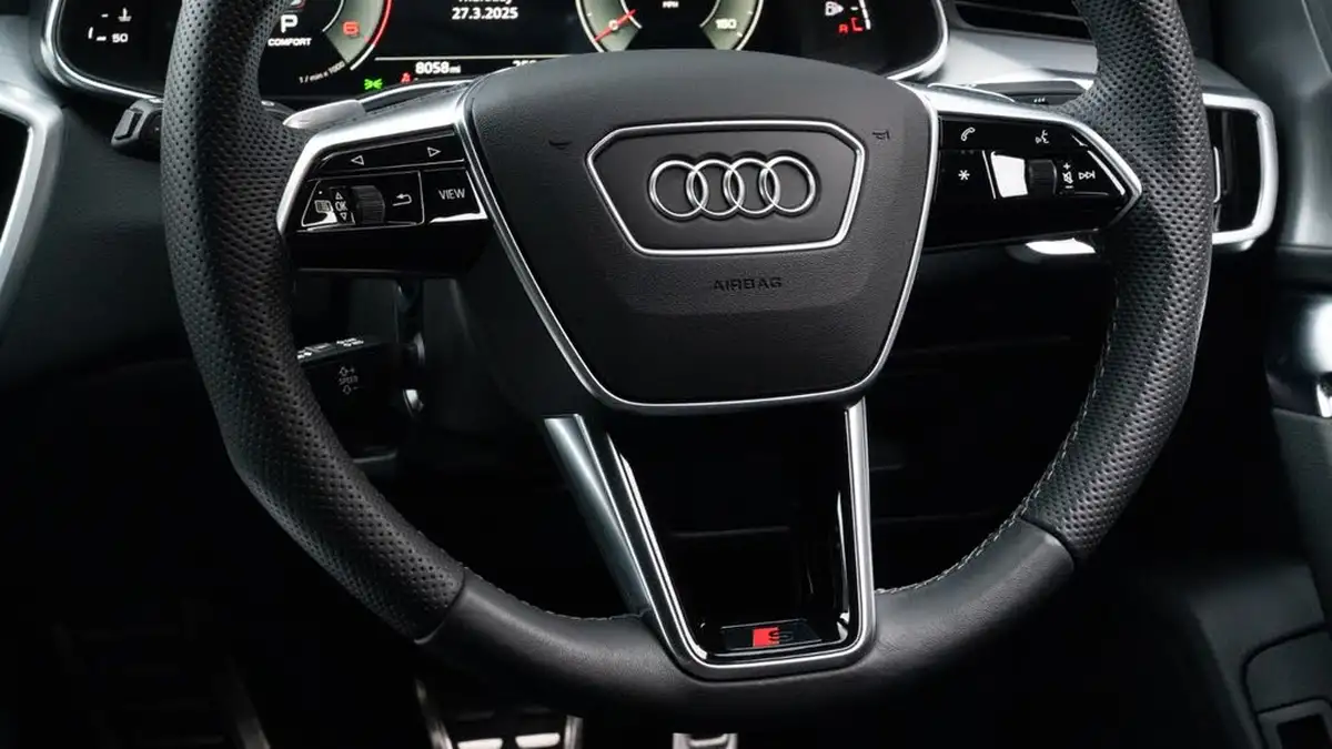 2023-audi-a6-saloon-20-40-tdi-s-line-big-10