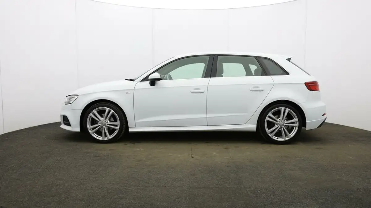 2018-audi-a3-15-tfsi-s-line-sportback-5d-big-3