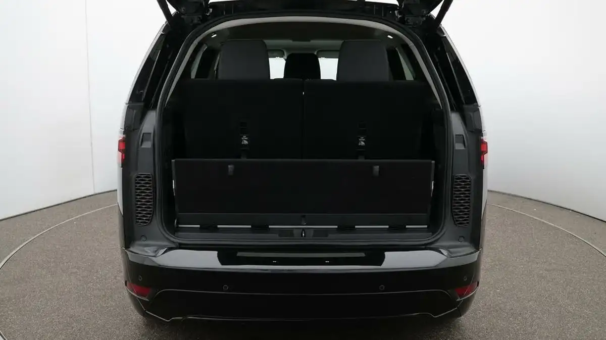 2022-land-rover-discovery-30-d250-s-big-21