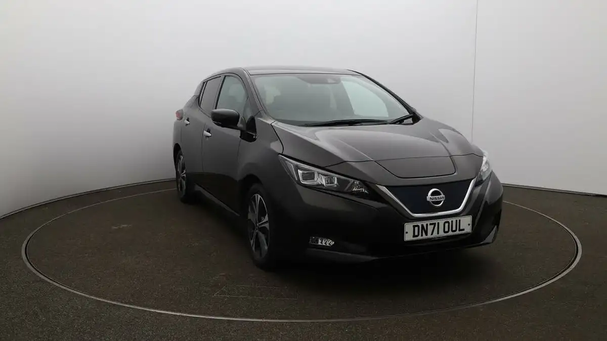 2021-nissan-leaf-e-tekna-big-34