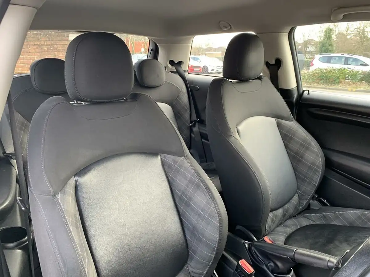 2018-mini-cooper-15-cooper-series-ii-ss-hatchback-3d-big-11