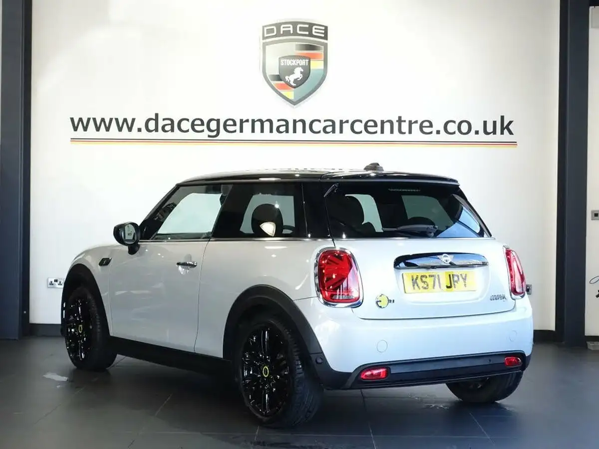2022-mini-cooper-e-cooper-s-2-big-5
