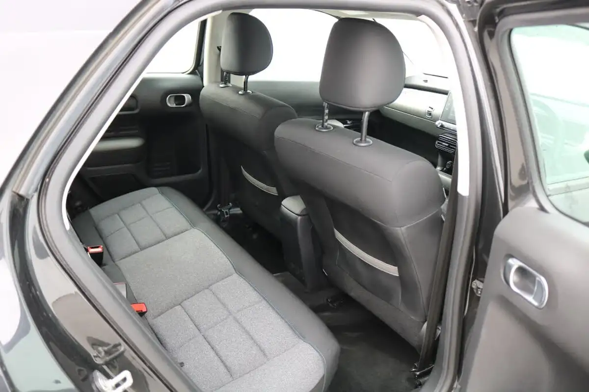 2018-citroen-c4-cactus-12-puretech-feel-110ps-big-20