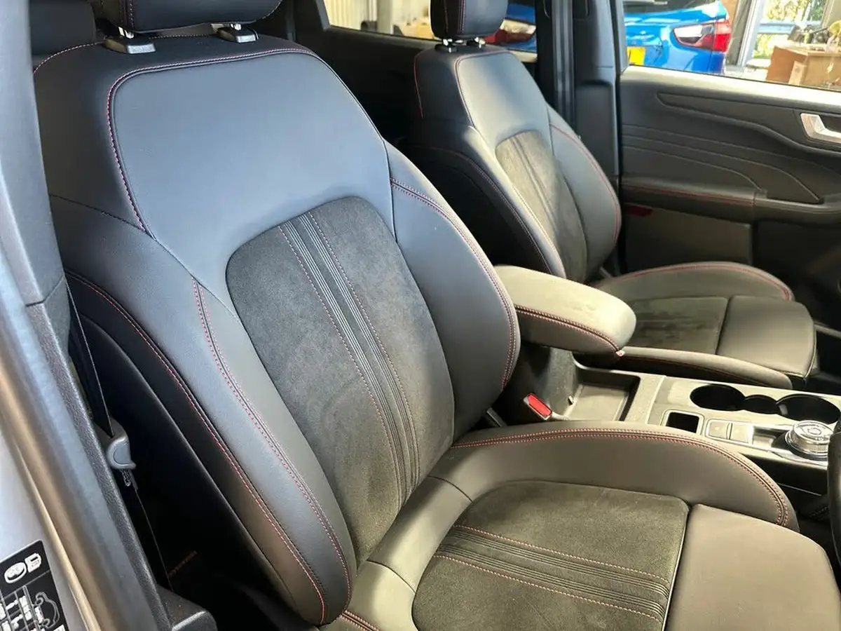2024-ford-kuga-25t-st-line-243ps-phev-big-11