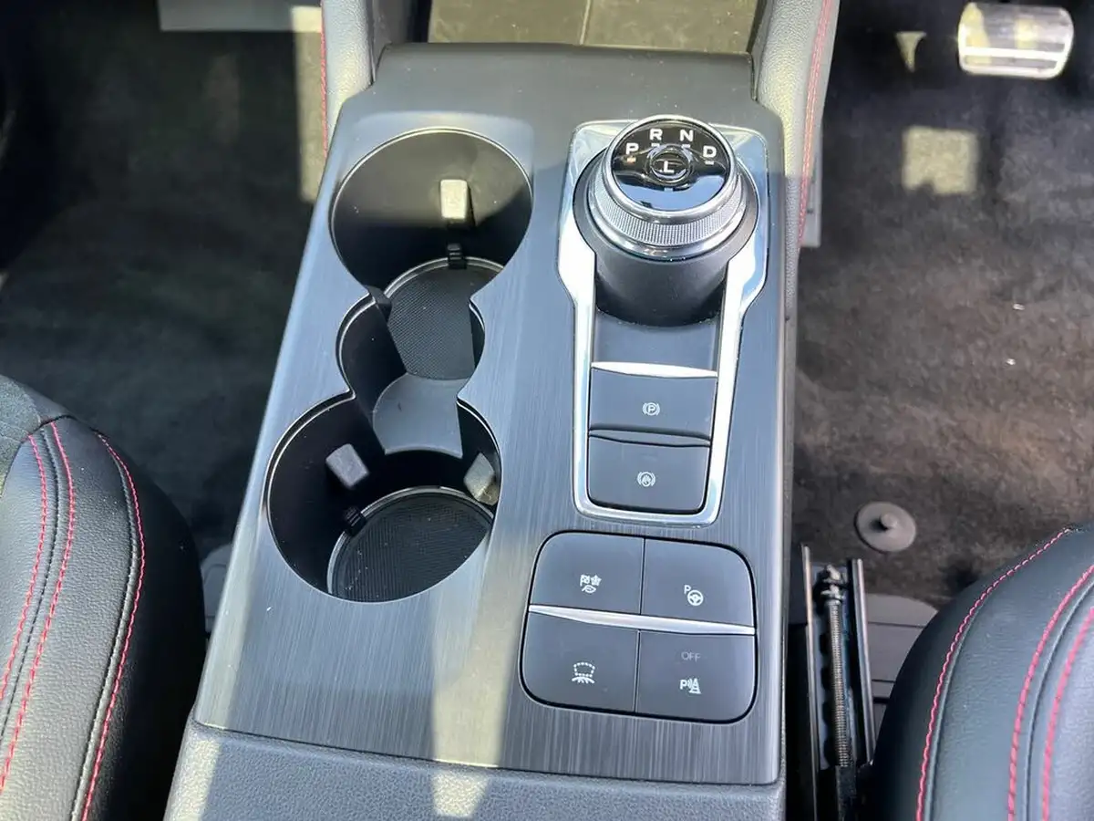 2024-ford-kuga-25t-graphite-tech-edition-190ps-fhev-big-27