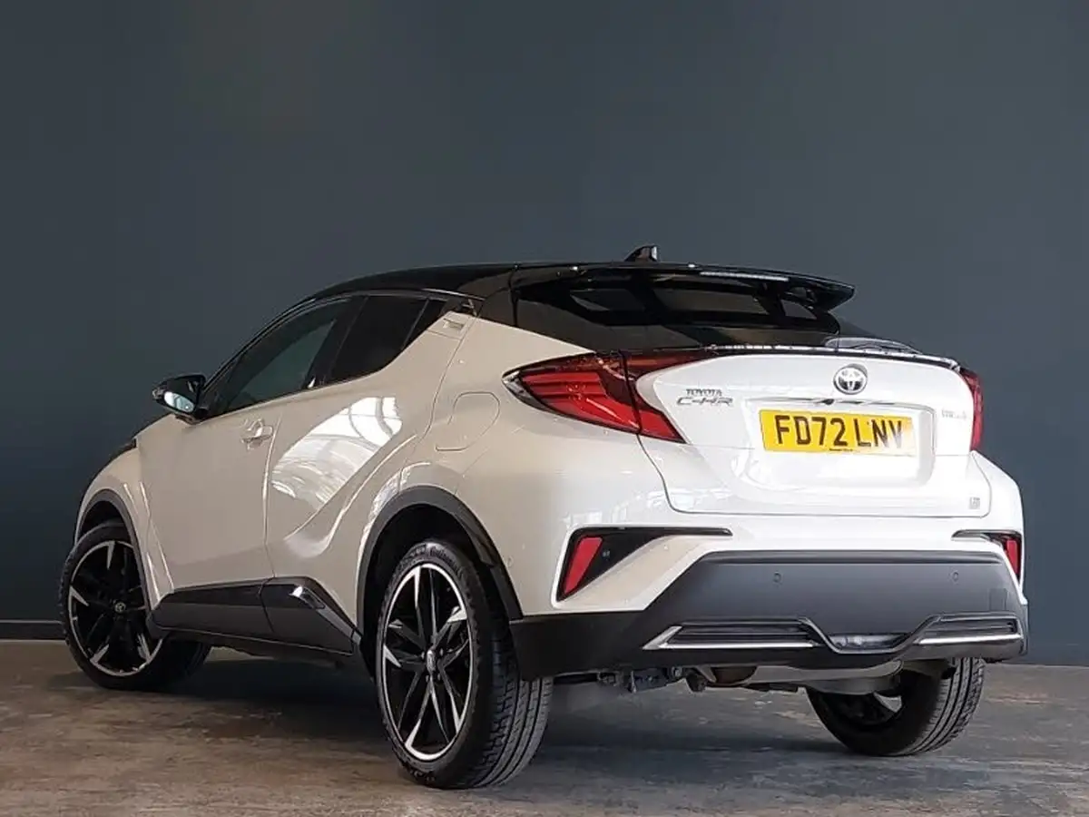 2023-toyota-c-hr-18-vvt-i-gr-sport-big-1