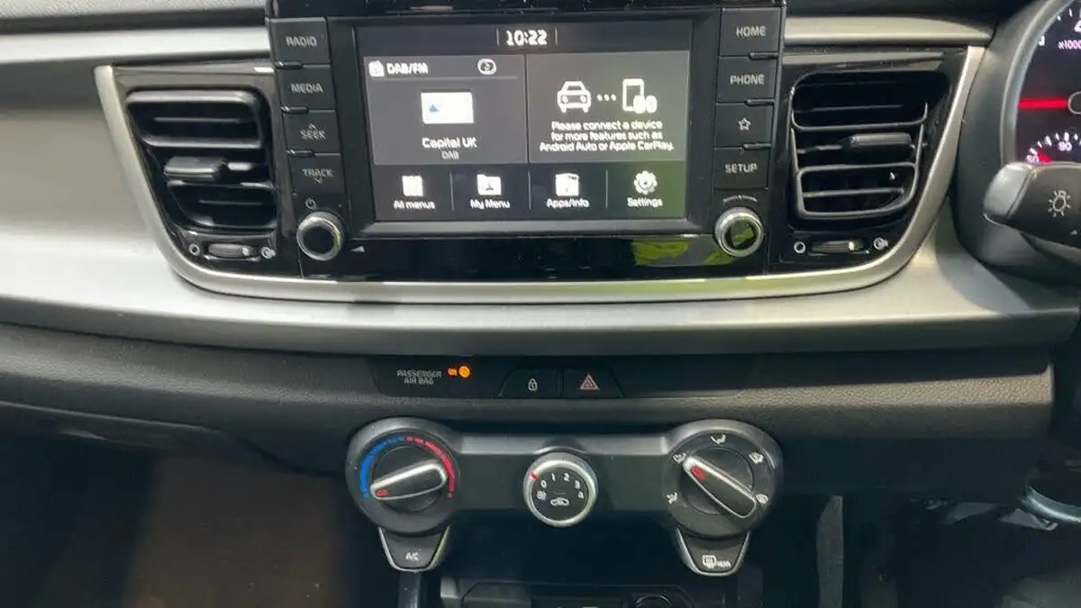 2020-kia-rio-125-2-big-8