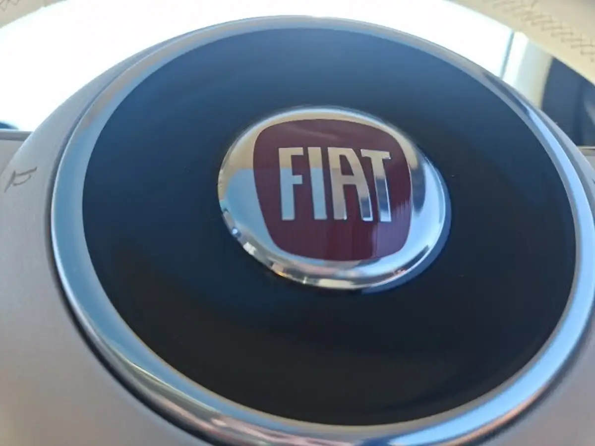 2024-fiat-500-10-big-16