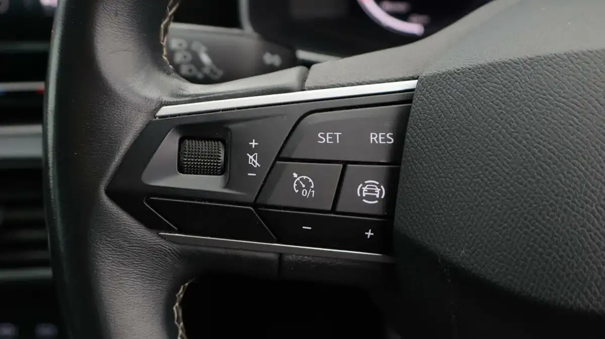 2020-seat-leon-10-tsi-evo-se-dynamic-big-22