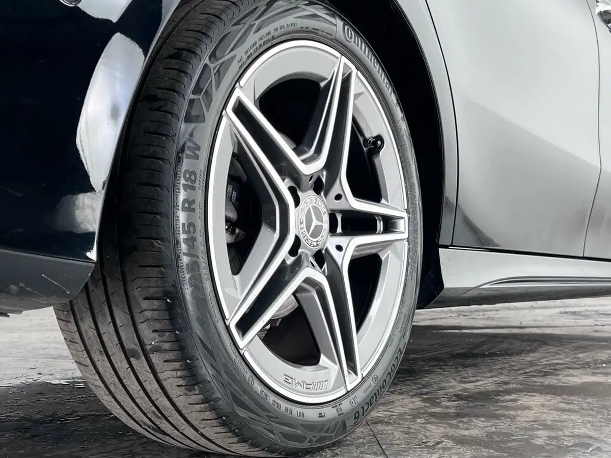 2021-mercedes-benz-a-class-20d-a200d-amg-line-premium-hatchback-5d-big-8