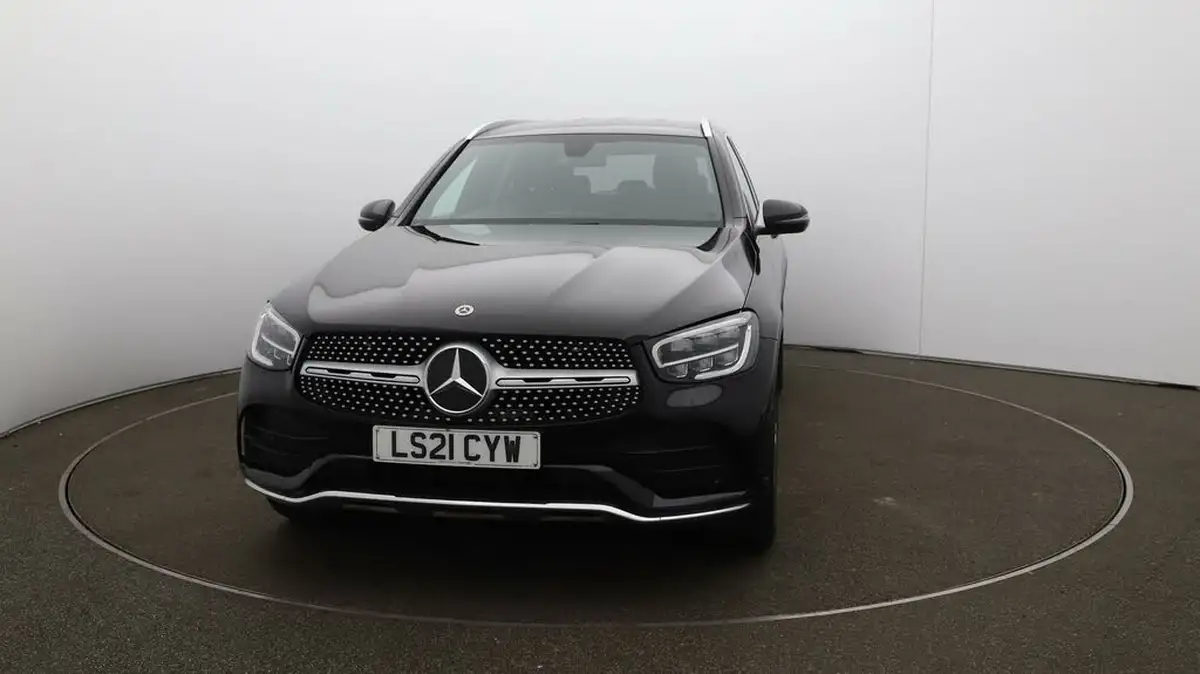 2021-mercedes-benz-glc-class-20d-glc220d-amg-line-station-wagon-5d-1950cc-4matic-plus-big-30