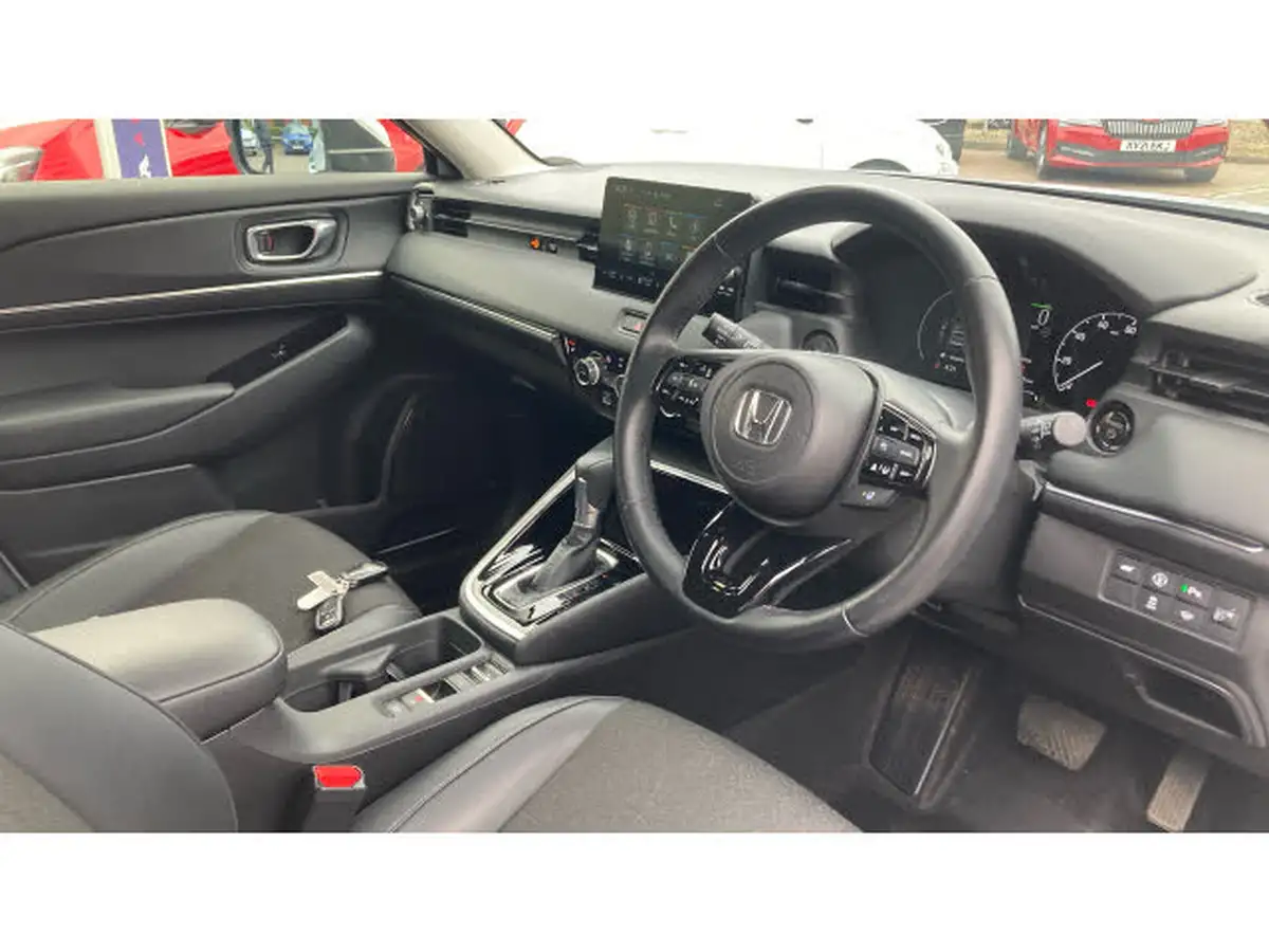 2022-honda-hr-v-15-i-mmd-advance-big-25